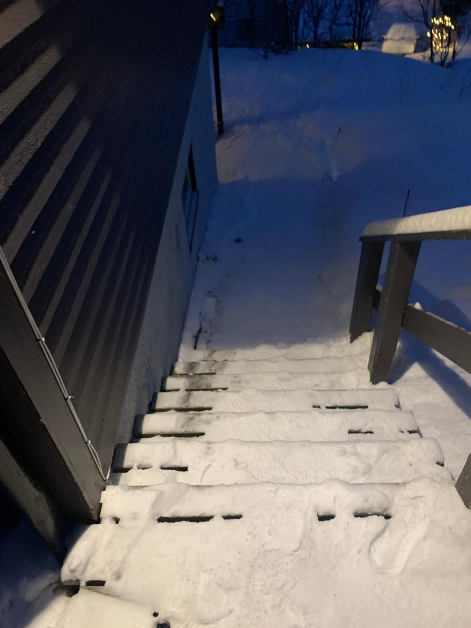 Appartamento Rom Sentralt I Tromsø Esterno foto